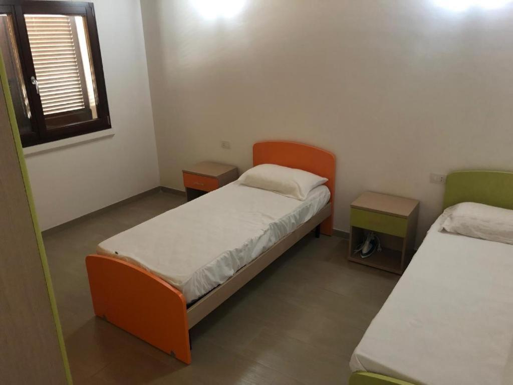 Ferienwohnung Trilocale Con Cortile Budoni Exterior foto