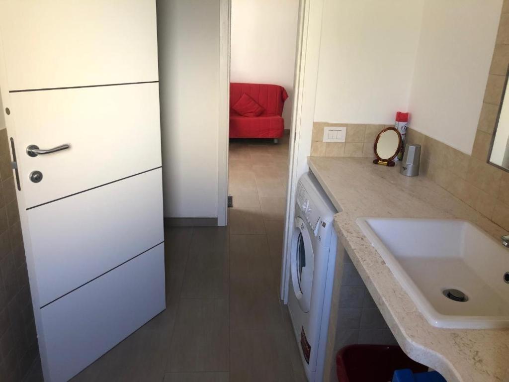Ferienwohnung Trilocale Con Cortile Budoni Exterior foto